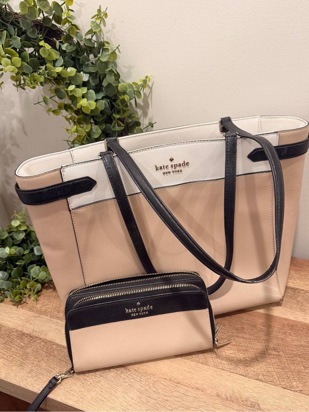kate spade Cream and Black Colorblock Tote with Matching Wallet Set